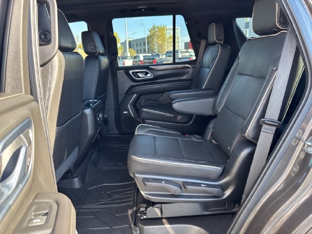 Used 2021 Chevrolet Tahoe Premier w/ Premium Package AWD/4WD image 25