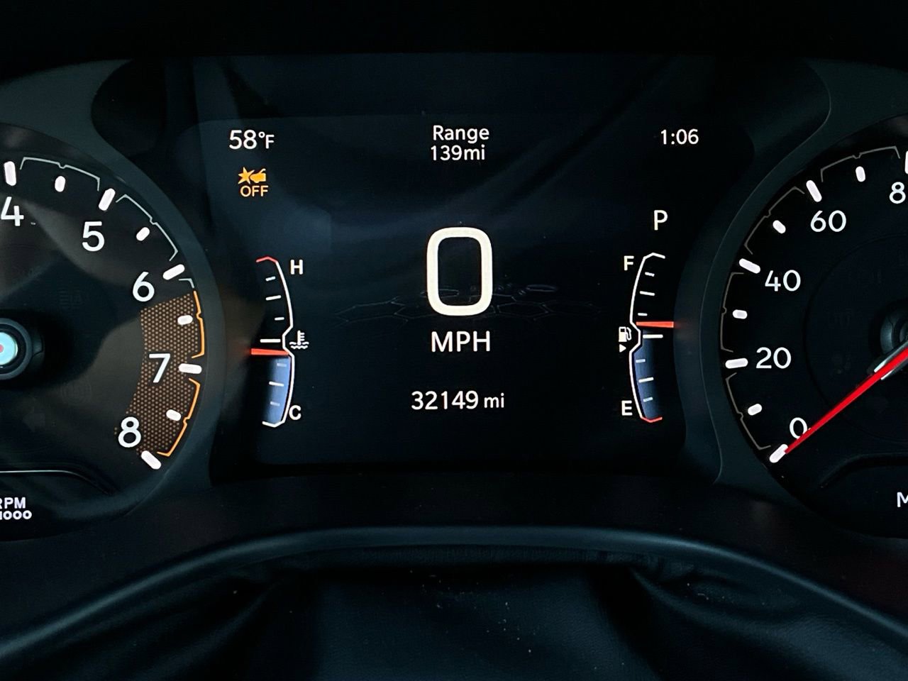 Used 2025 Jeep Compass Trailhawk image 39