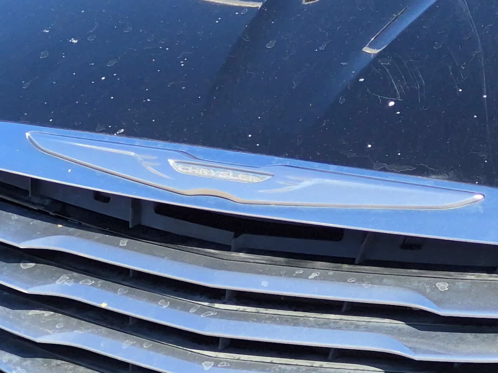 Used 2013 Chrysler 200 Limited FWD image 12