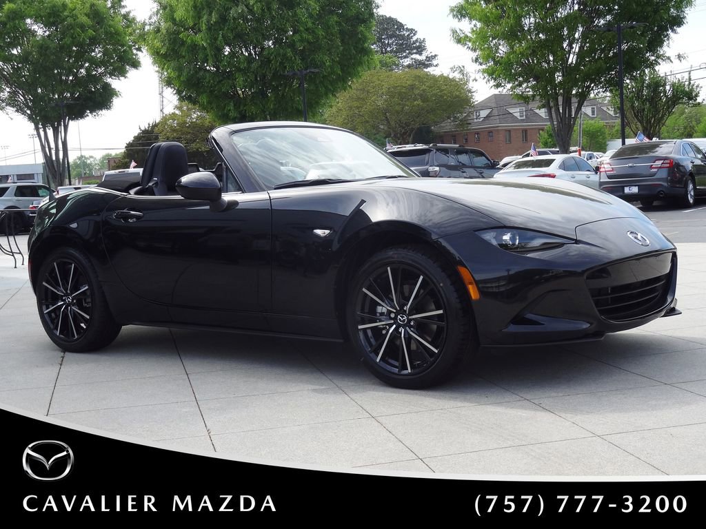 New 2026 MAZDA MX-5 Miata Grand Touring w/ Weather Package RWD image 2