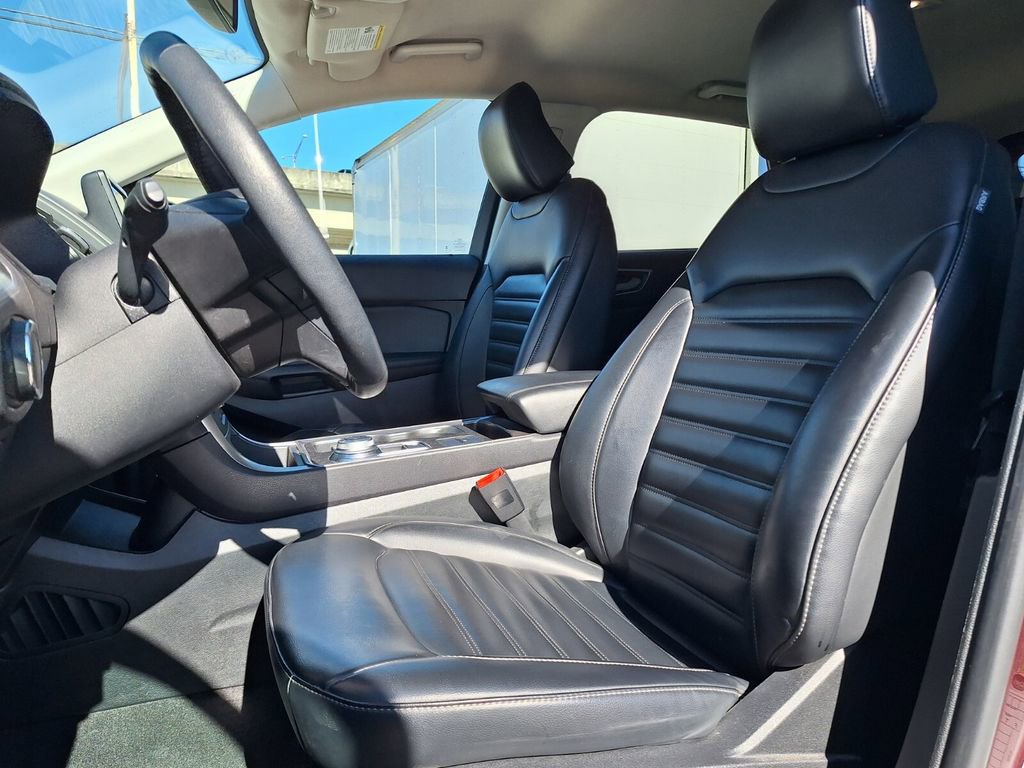 Used 2024 Ford Edge SEL image 22