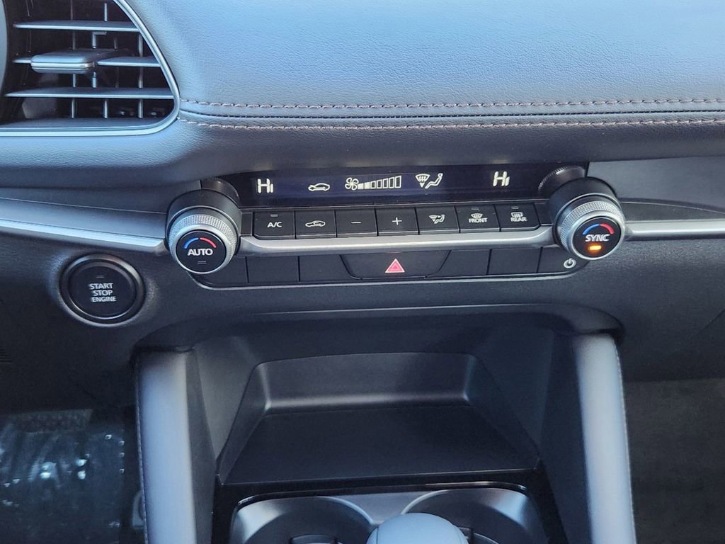 Certified 2025 MAZDA MAZDA3 s Sport image 13