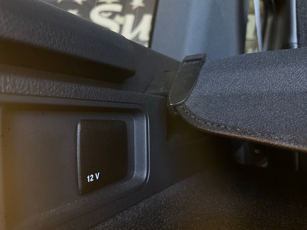 Used 2025 Mercedes-Benz G 550 image 25