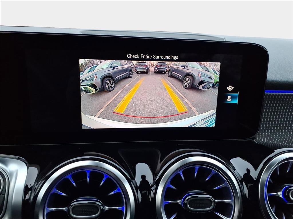 Used 2022 Mercedes-Benz GLB 250 4MATIC image 20