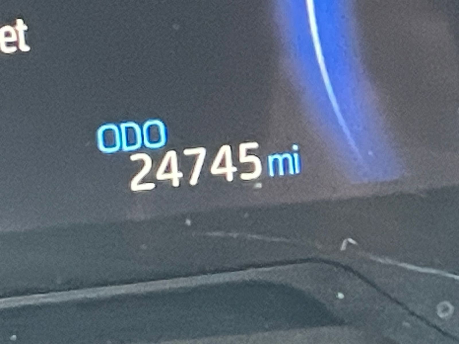 Used 2025 Toyota RAV4 LE image 39