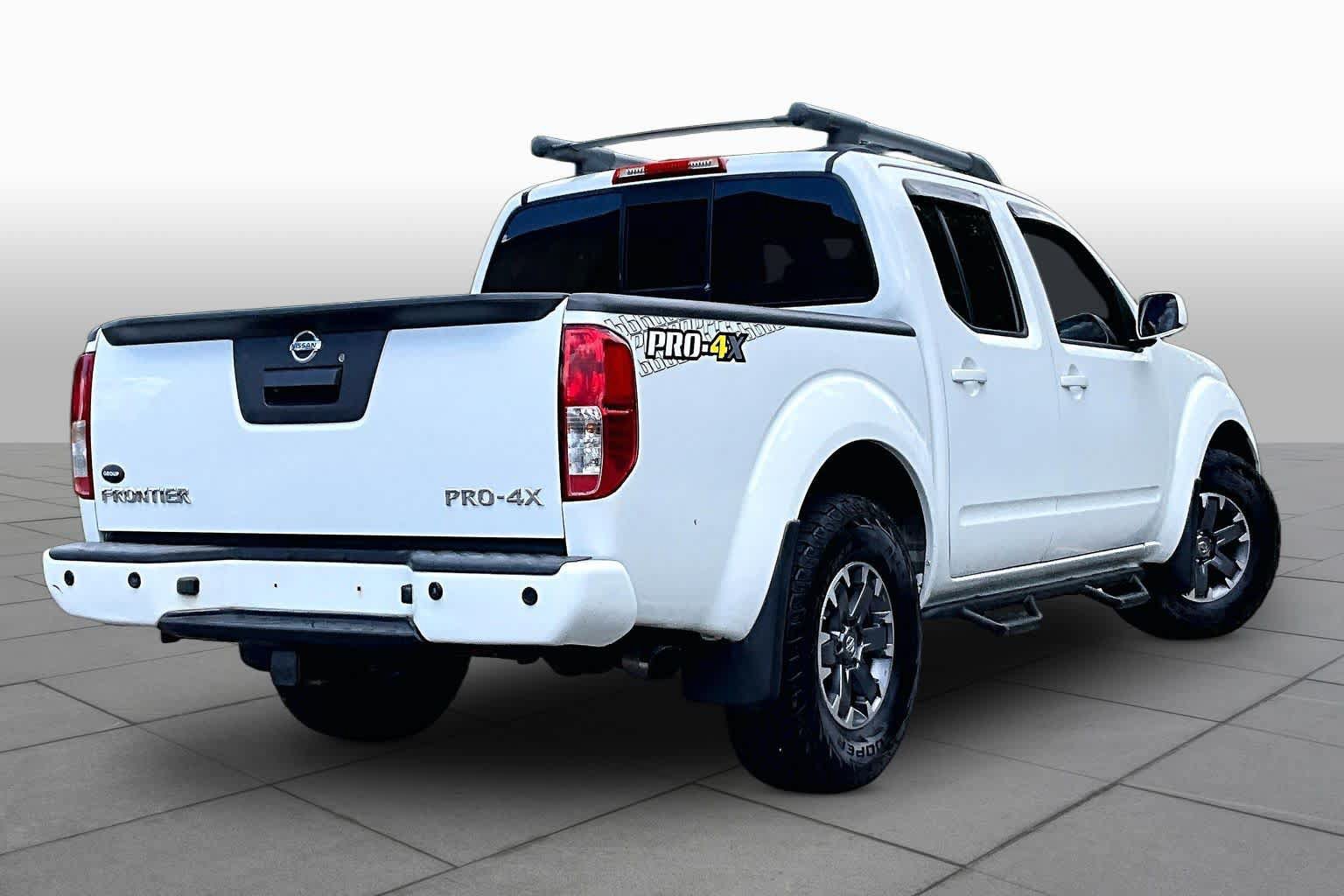 Used 2016 Nissan Frontier PRO-4X w/ Pro-4x Luxury Package AWD/4WD image 13