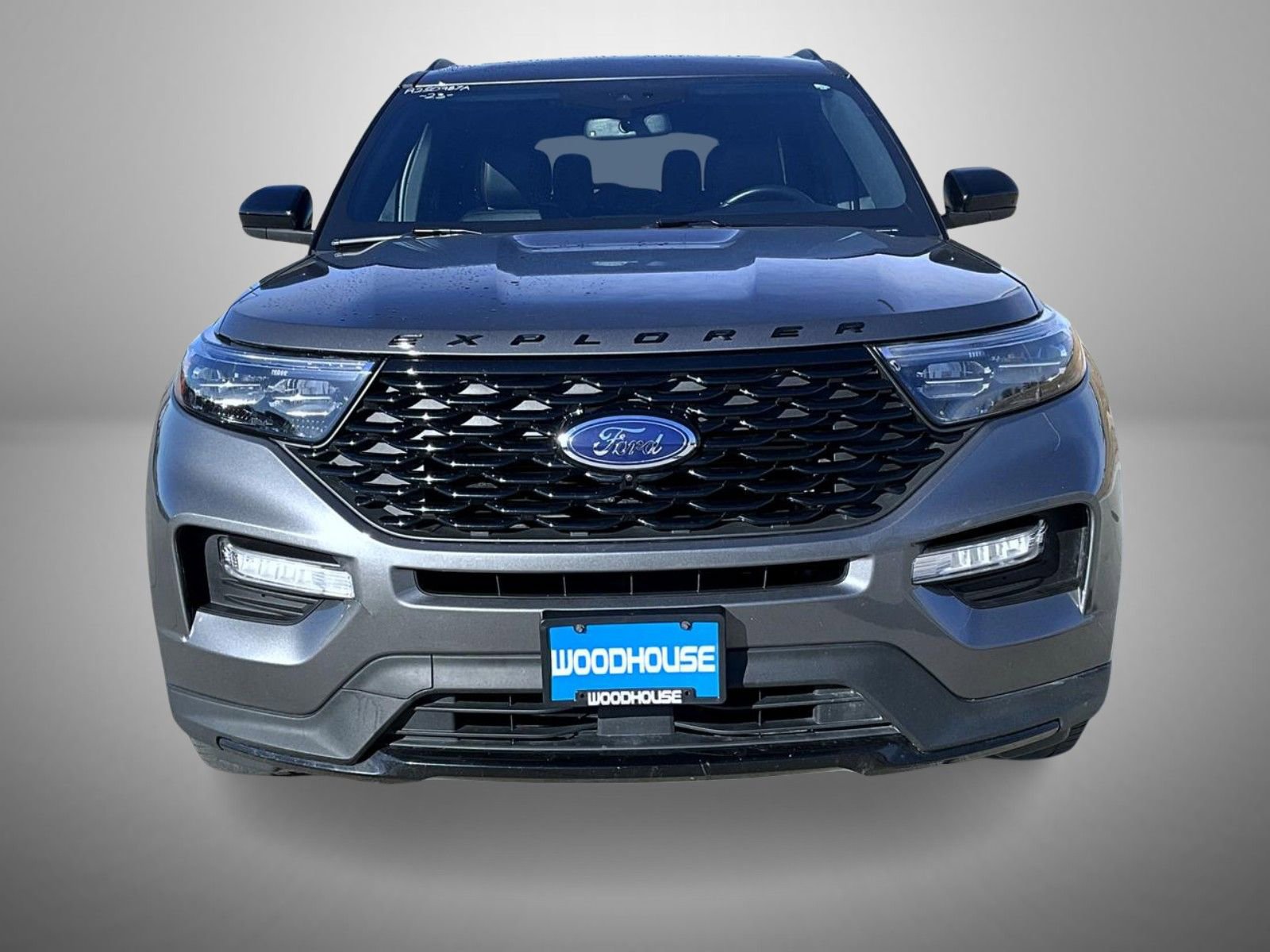 Used 2023 Ford Explorer ST-Line w/ Class IV Trailer Tow Package image 2