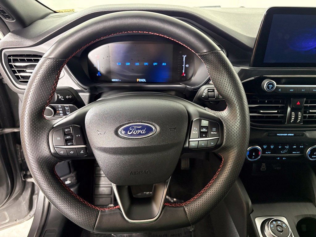 Used 2025 Ford Escape ST-Line FWD image 27