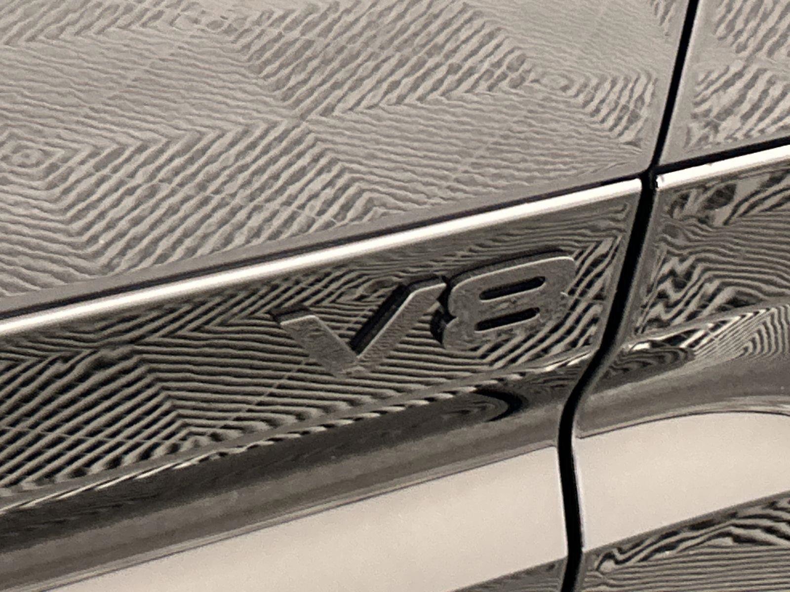 New 2025 Land Rover Defender 130 V8 image 31