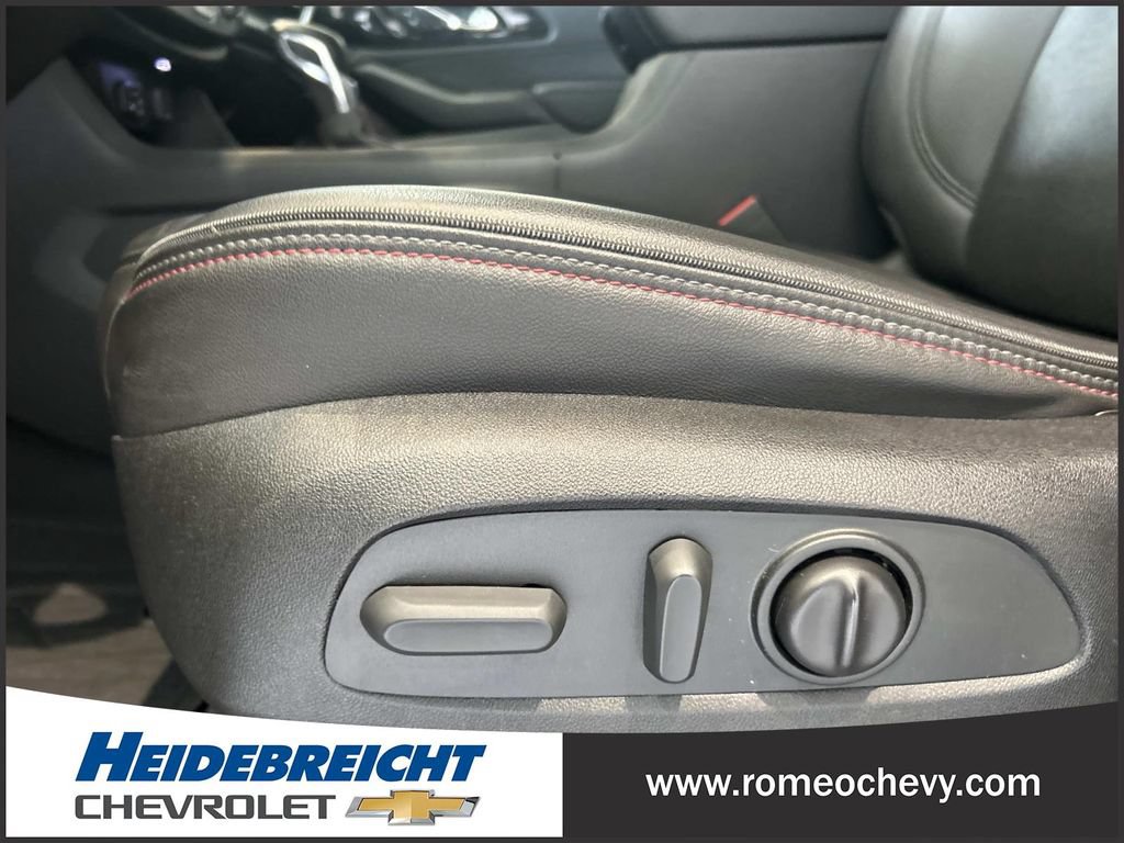 Certified 2022 Chevrolet Traverse RS w/ LPO, Floor Liner Package FWD image 14