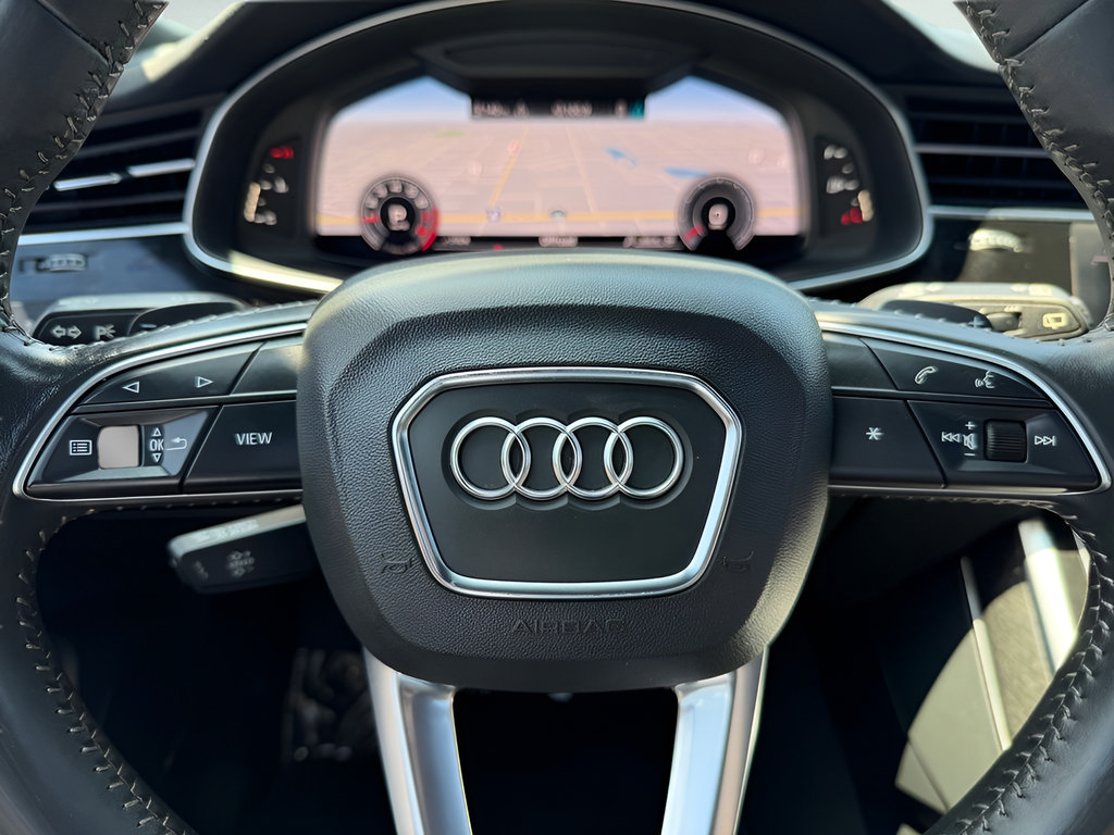 Used 2019 Audi Q8 Premium Plus w/ Premium Plus AWD/4WD image 18