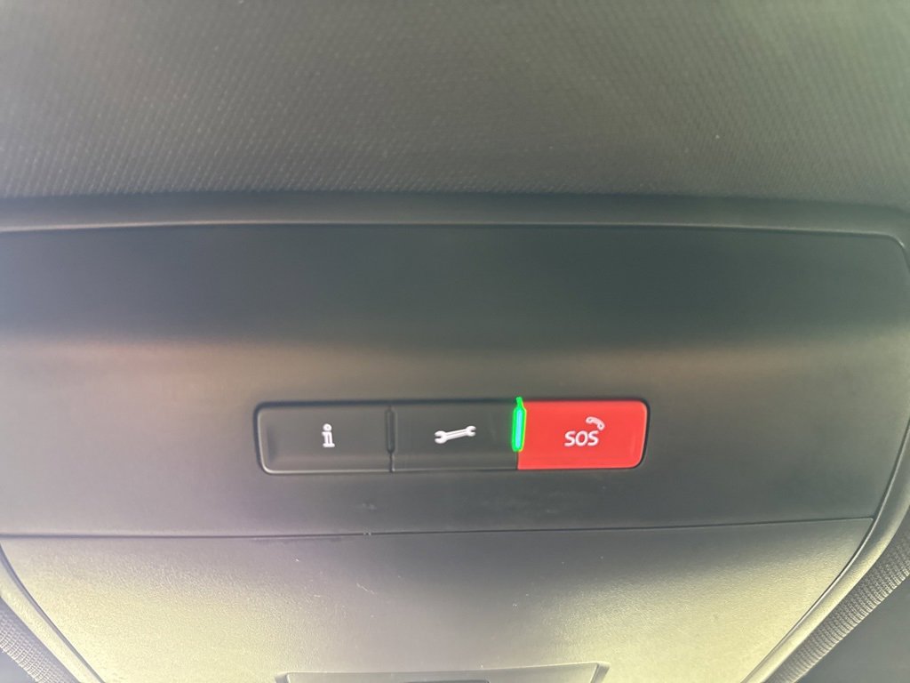 Used 2022 Volkswagen Atlas Cross Sport SEL image 26