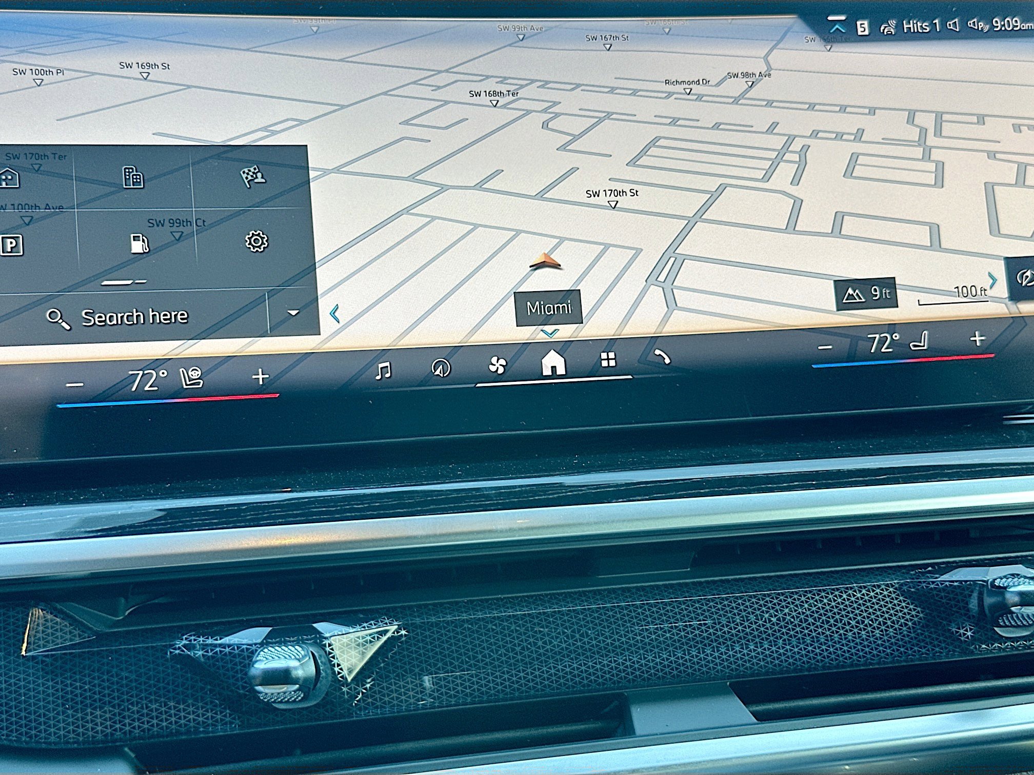 New 2026 BMW X7 xDrive40i w/ M Sport Package image 10