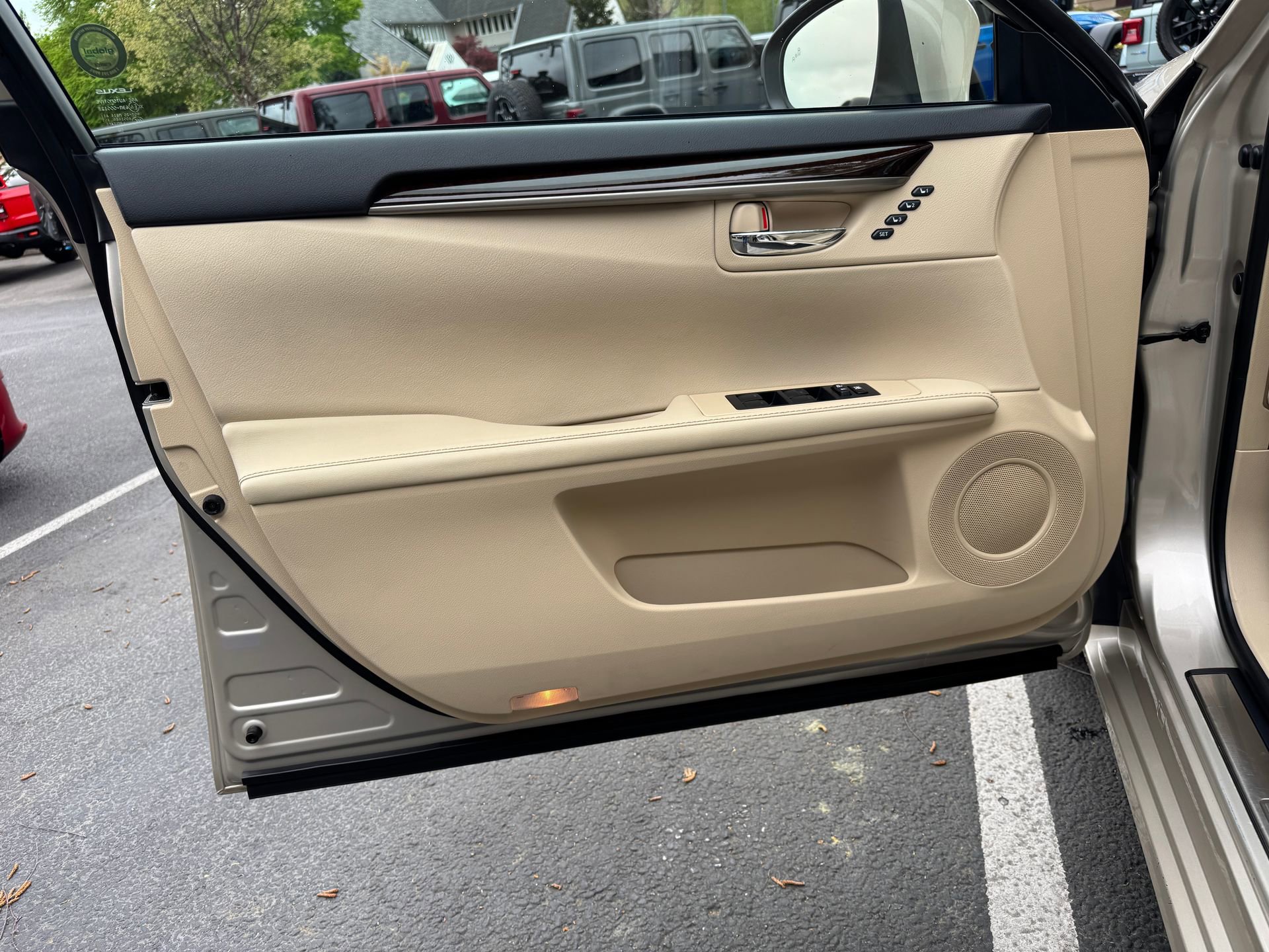 Used 2013 Lexus ES 350 image 43