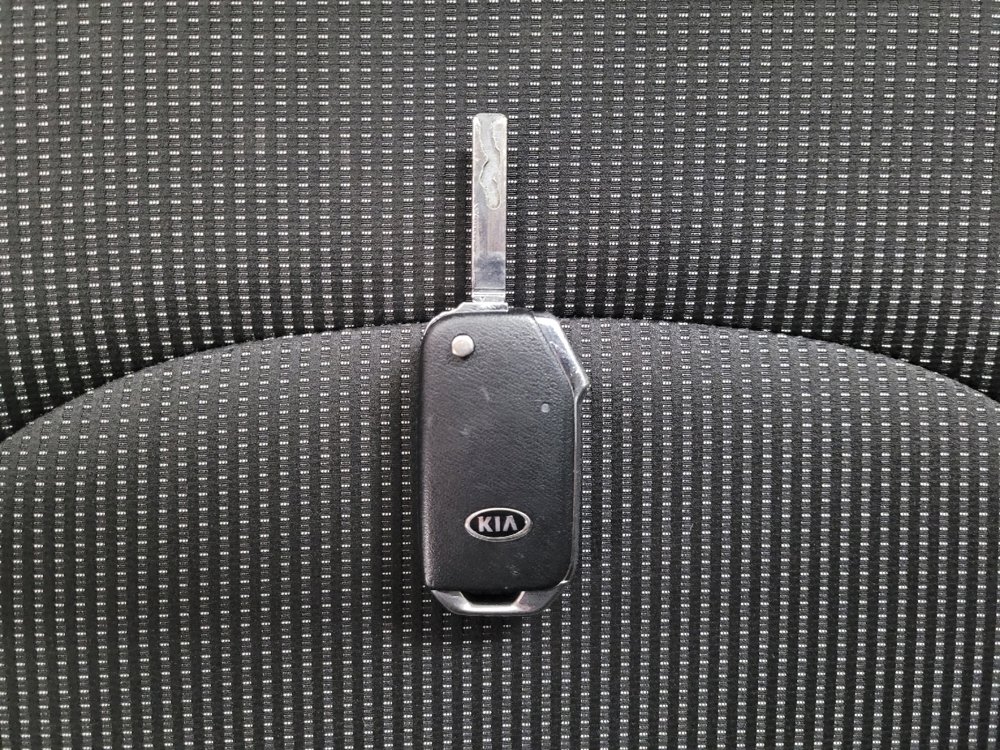 Used 2020 Kia Forte LXS image 32