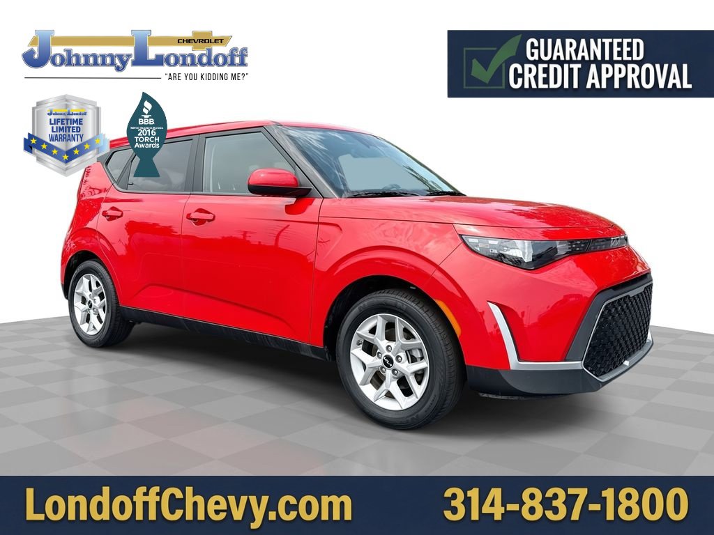 Used 2025 Kia Soul LX w/ LX Technology Package