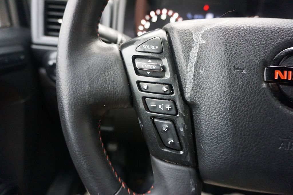 Used 2021 Nissan Titan PRO-4X w/ Pro-4x Convenience Package image 8