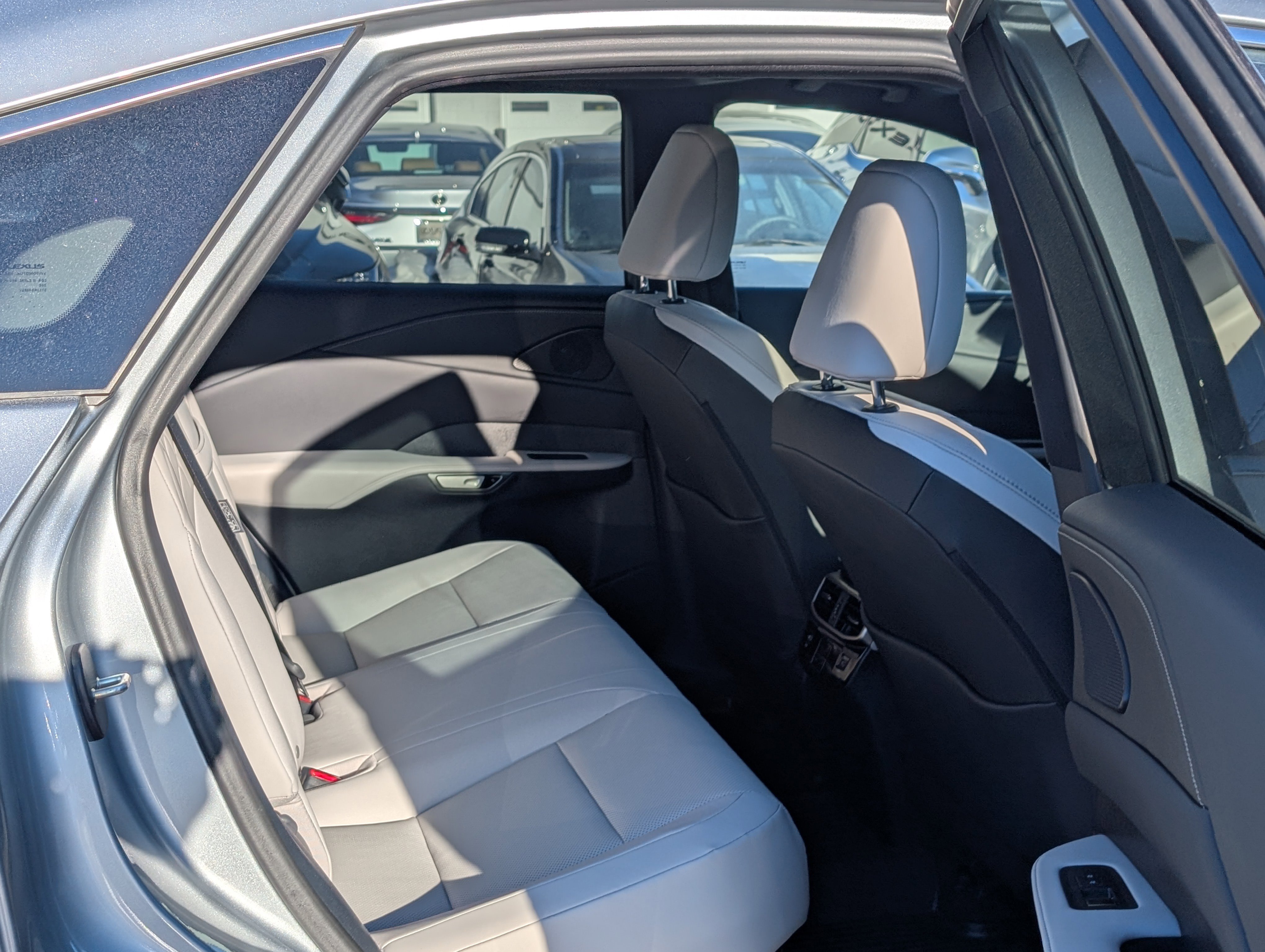 Certified 2023 Lexus RX 350h RX 350h Premium w/ Cold Area Package image 11