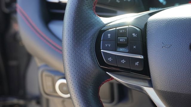 Used 2025 Ford Explorer ST-Line image 29