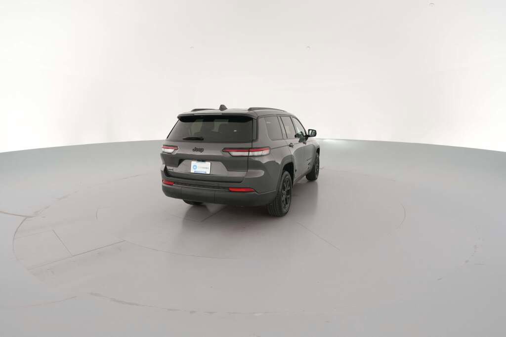 New 2025 Jeep Grand Cherokee L Laredo image 11