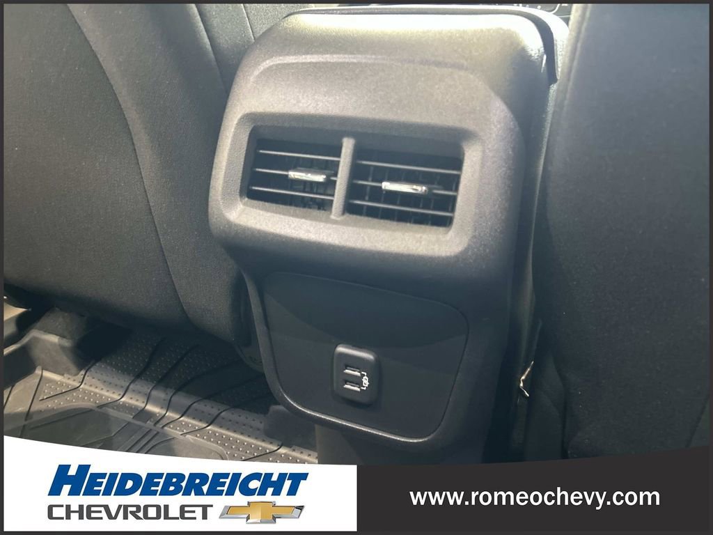 Used 2024 Chevrolet Equinox LT w/ LPO, Floor Liner Package image 18