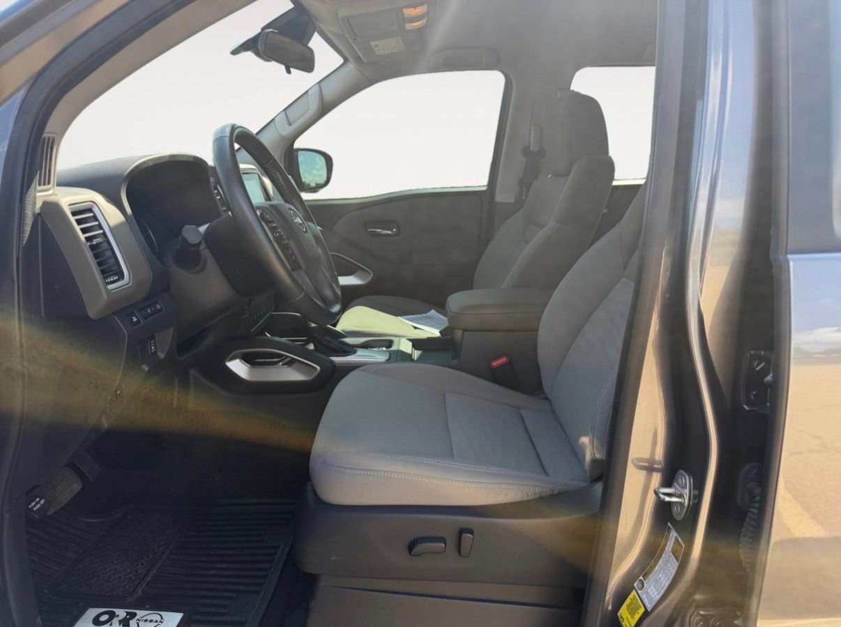 Used 2022 Nissan Frontier SV AWD/4WD image 15