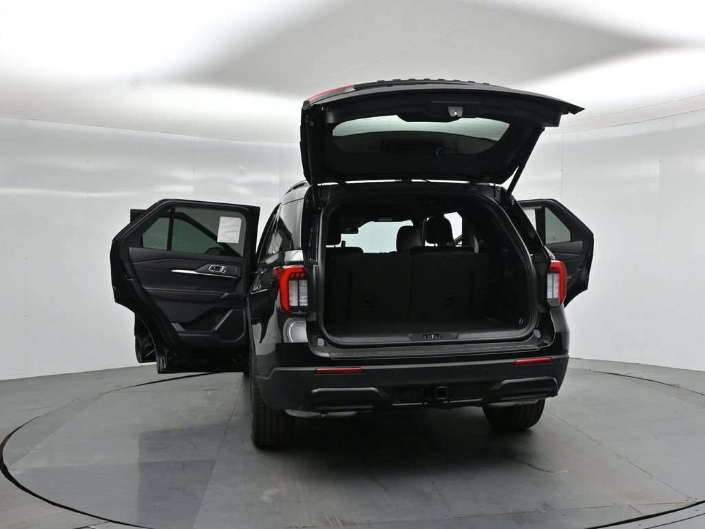 New 2026 Ford Explorer ST-Line w/ ST-Line Street Pack AWD/4WD image 33