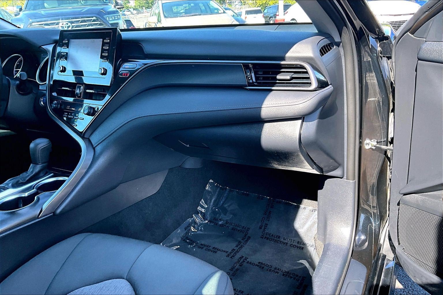Used 2023 Toyota Camry LE FWD image 15