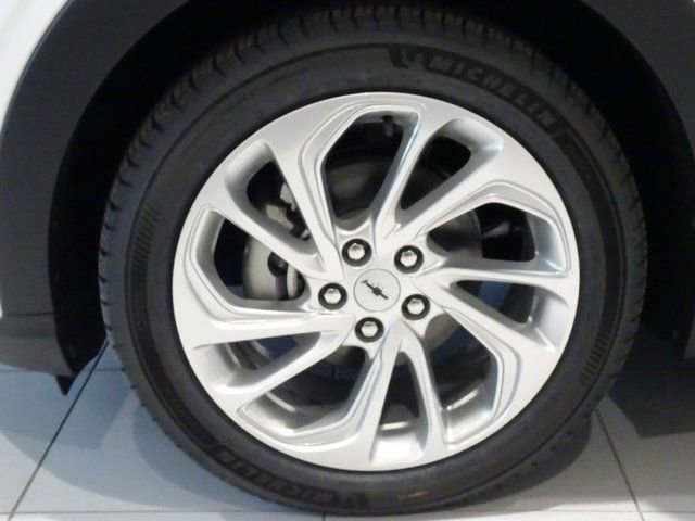 New 2027 Chevrolet Bolt LT w/ Comfort Package image 12