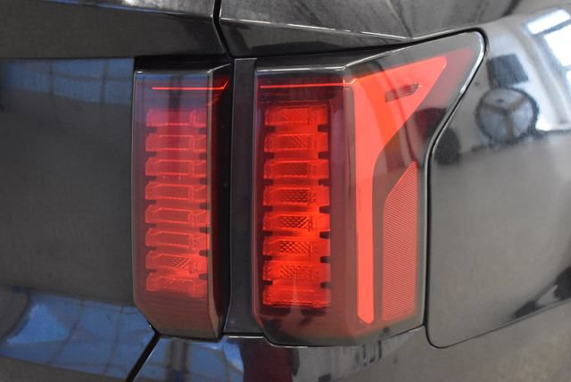 Used 2023 Kia Sorento LX AWD/4WD image 12
