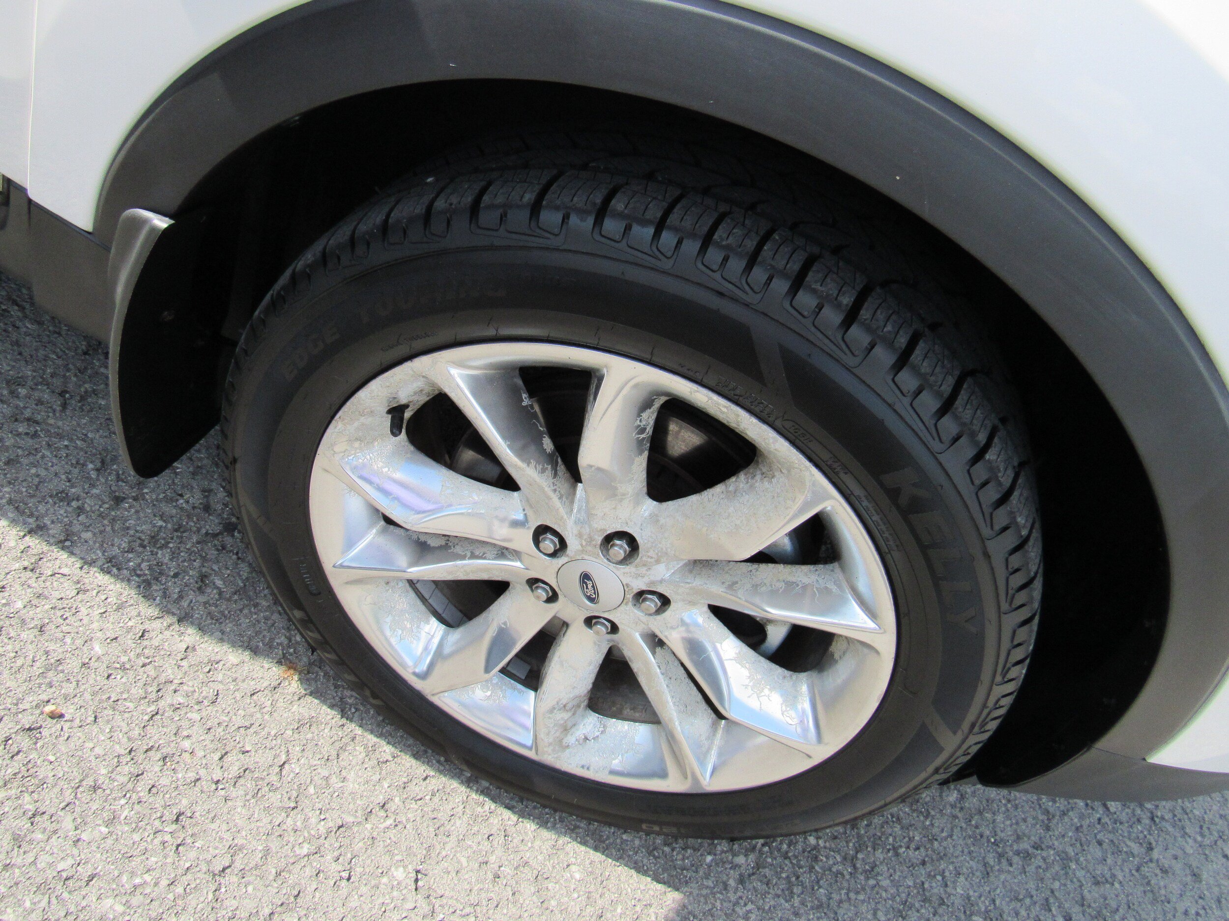 Used 2015 Ford Explorer Limited w/ Equipment Group 301A AWD/4WD image 11
