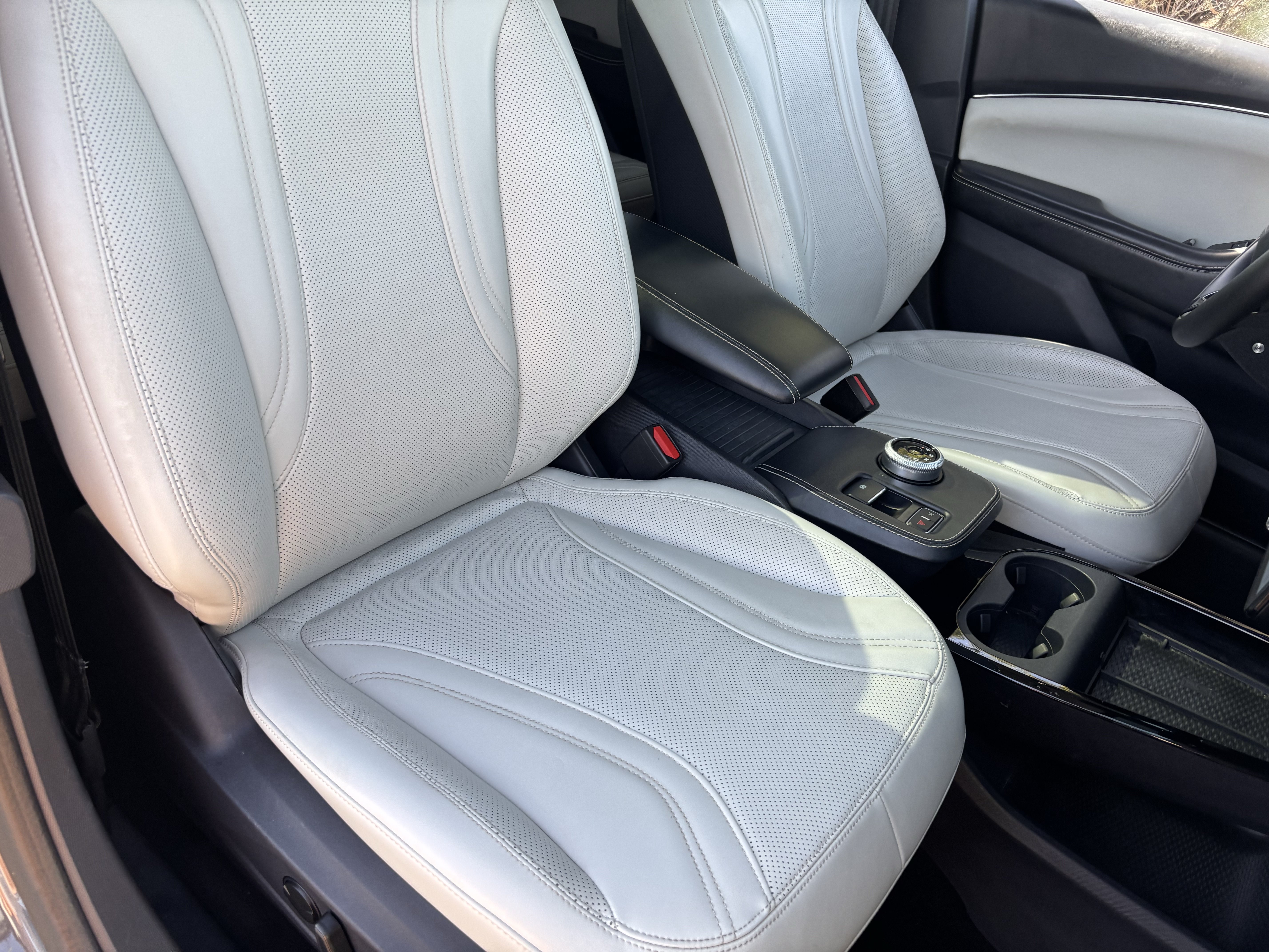 Used 2021 Ford Mustang Mach-E Premium RWD image 9