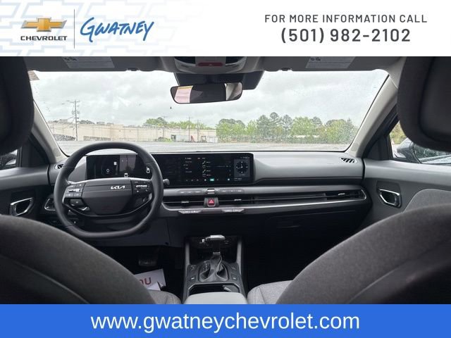 Used 2025 Kia K4 EX image 22