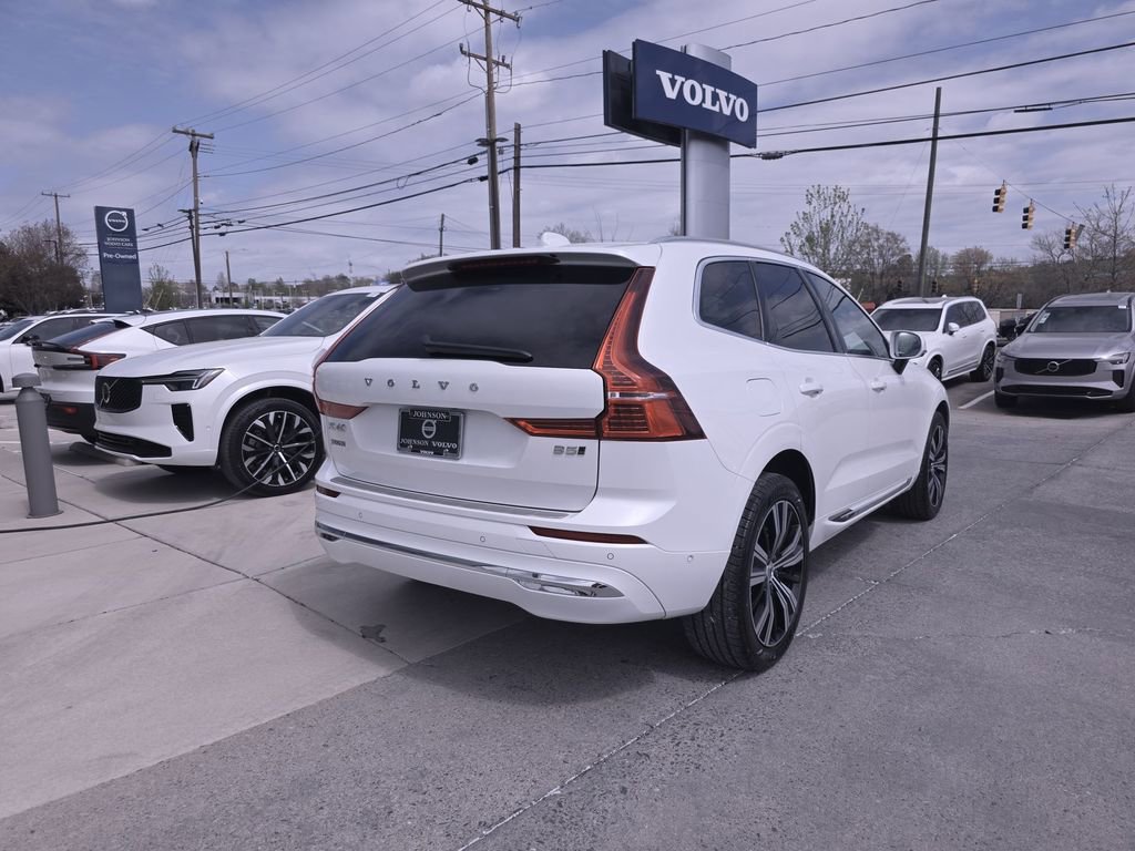 Used 2023 Volvo XC60 B5 Plus w/ Climate Package image 7