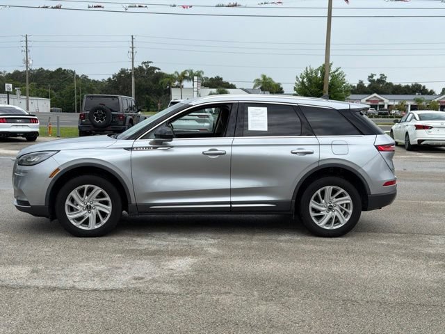 Used 2022 Lincoln Corsair FWD image 2
