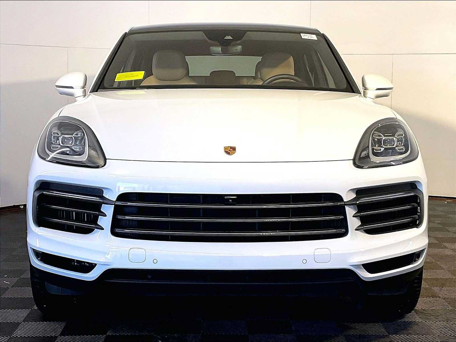 Certified 2023 Porsche Cayenne Coupe AWD/4WD image 10