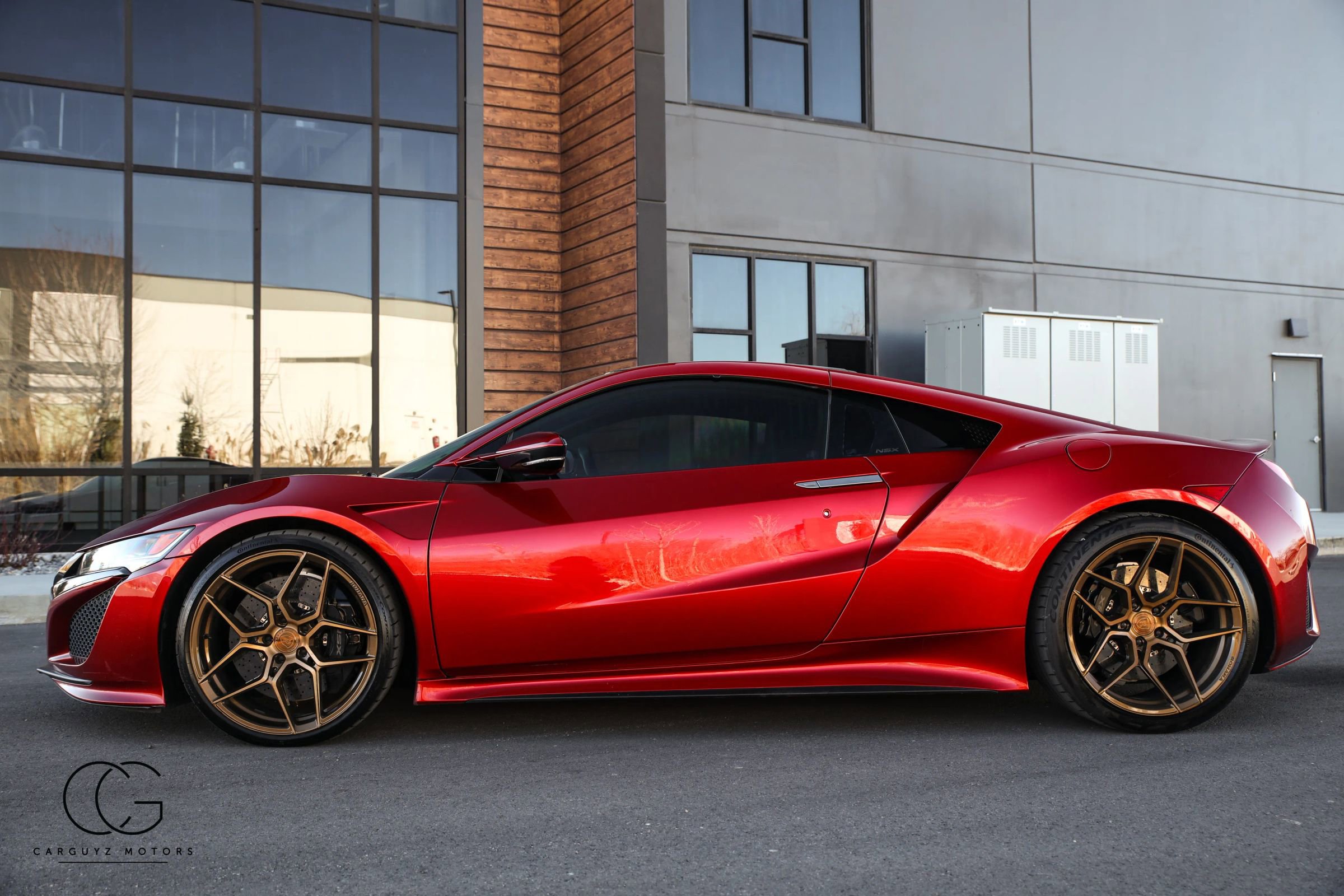 Used 2017 Acura NSX image 12