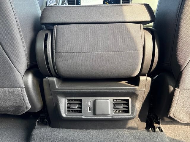 Used 2024 Chevrolet Silverado 1500 LT AWD/4WD image 25