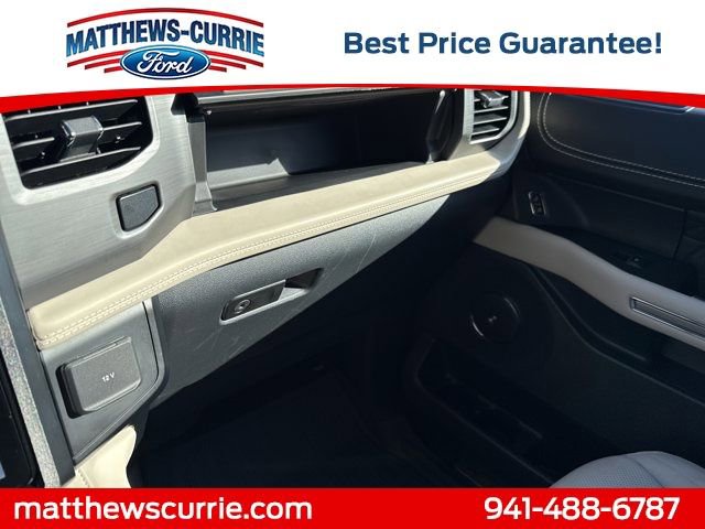 Certified 2024 Ford Expedition Platinum image 26