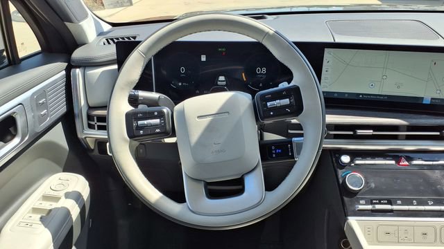 Used 2025 Hyundai Santa Fe Calligraphy w/ Tow & Go Package image 27