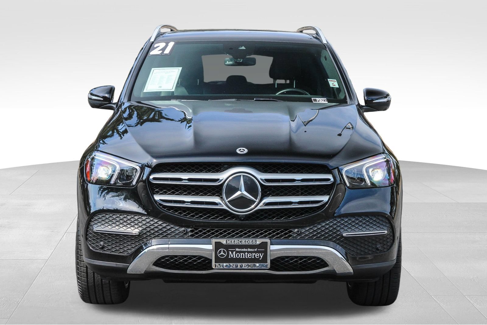 Certified 2021 Mercedes-Benz GLE 350 4MATIC w/ Premium Package image 2