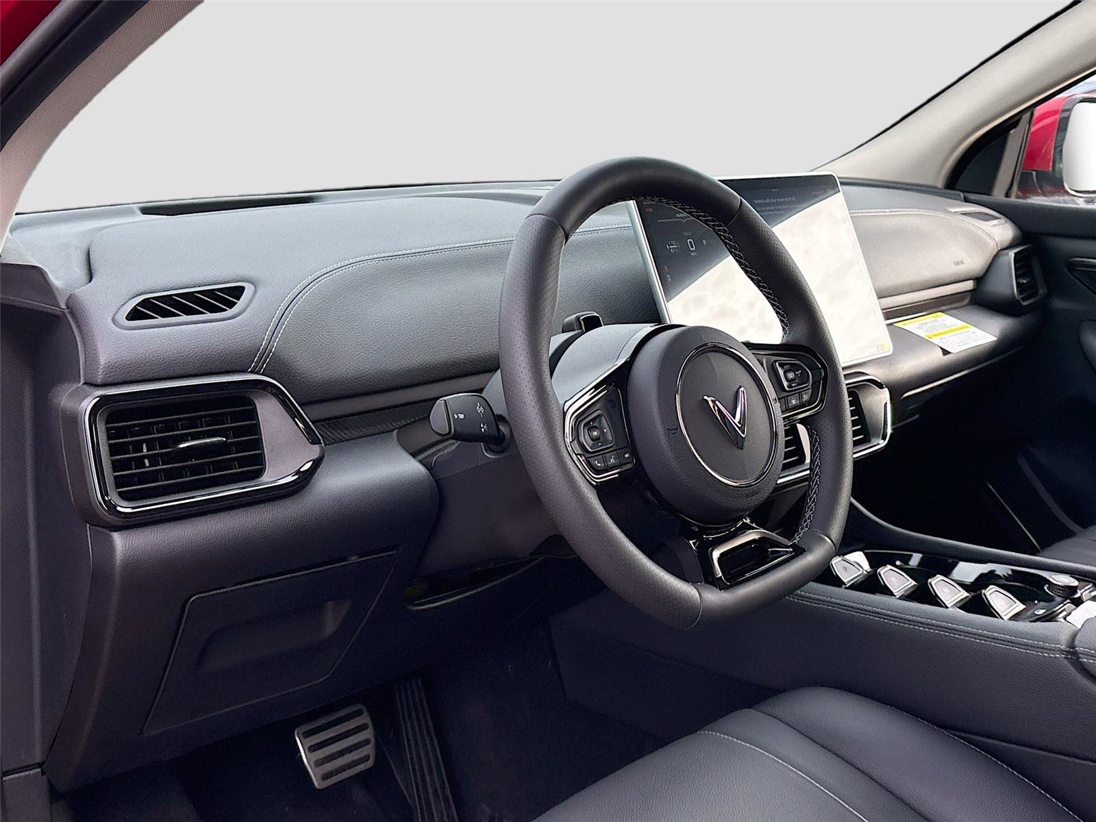 New 2025 VinFast VF 8 Eco AWD/4WD image 9