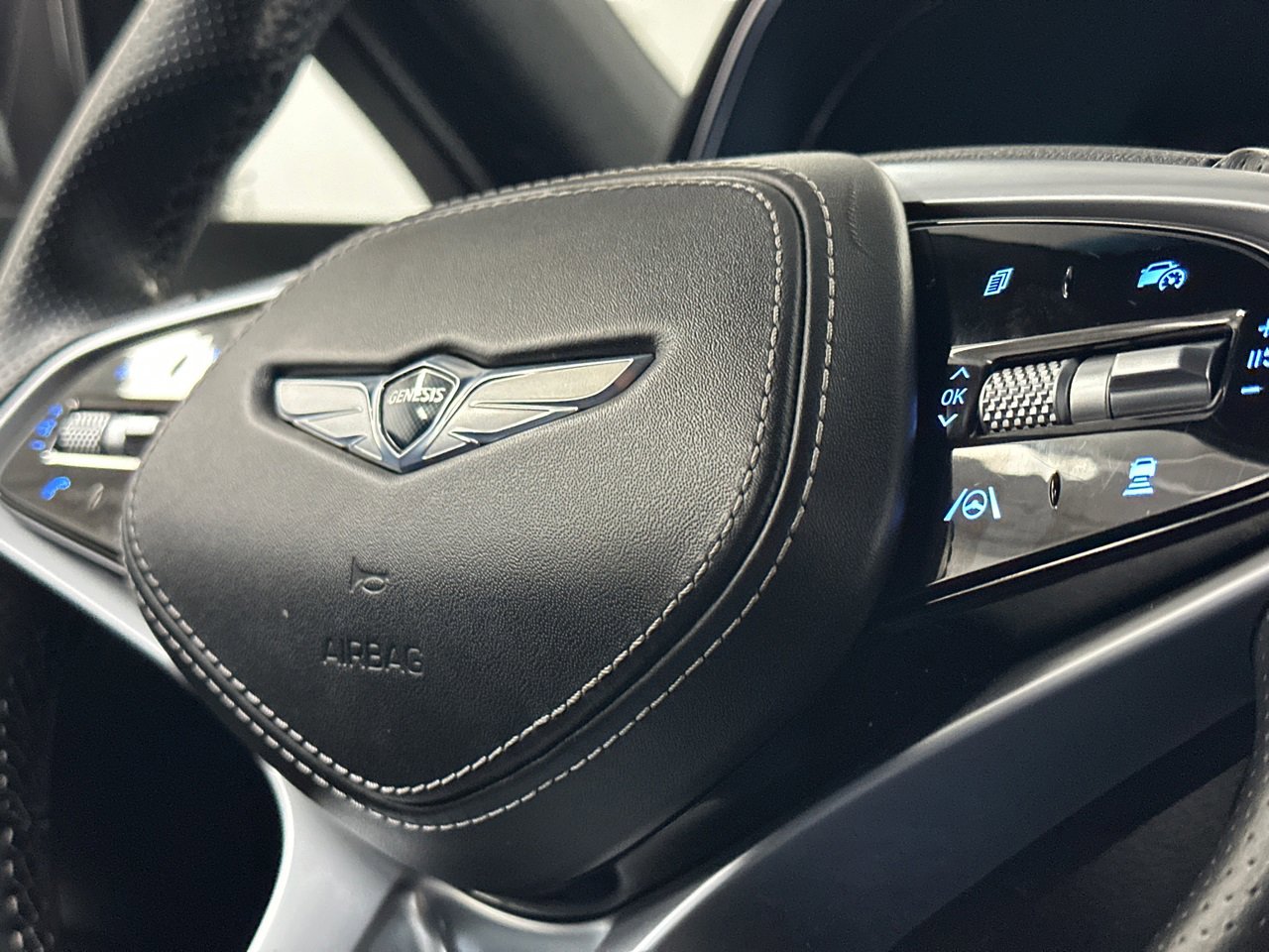 Used 2022 Genesis GV70 3.5T Sport w/ Sport Prestige Package image 26
