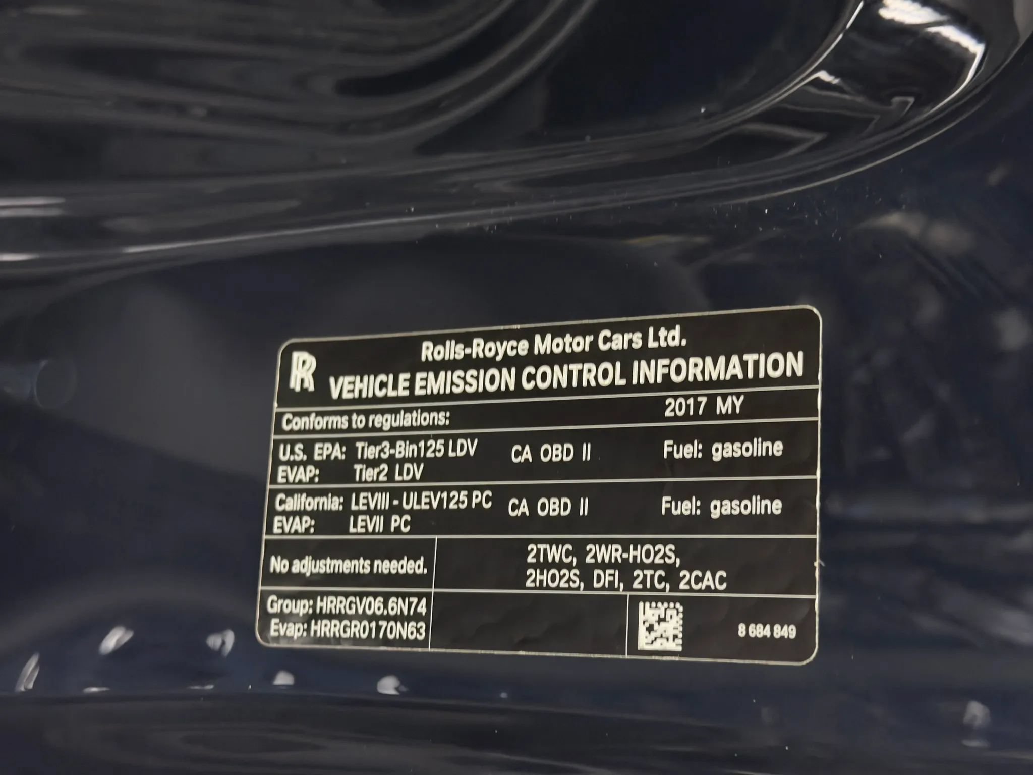 Used 2017 Rolls-Royce Dawn RWD image 98