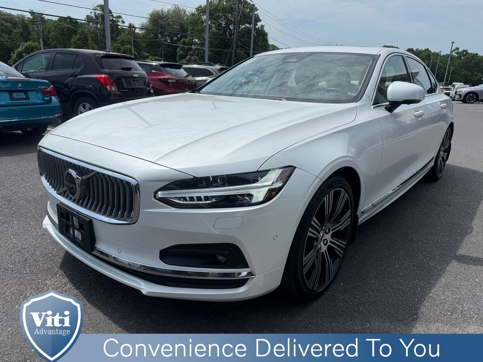 Certified 2023 Volvo S90 B6 Ultimate w/ Protection Package Premier AWD/4WD image 4