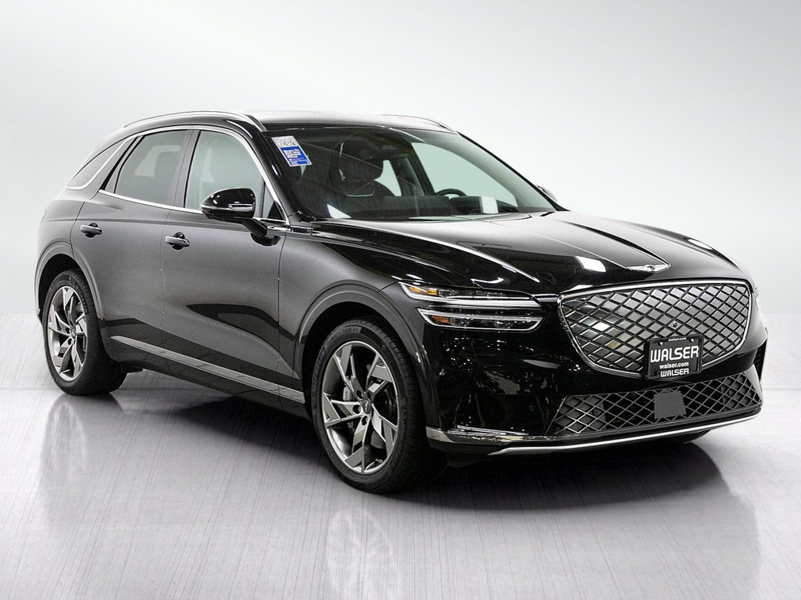 Used 2023 Genesis Electrified GV70 AWD/4WD image 7