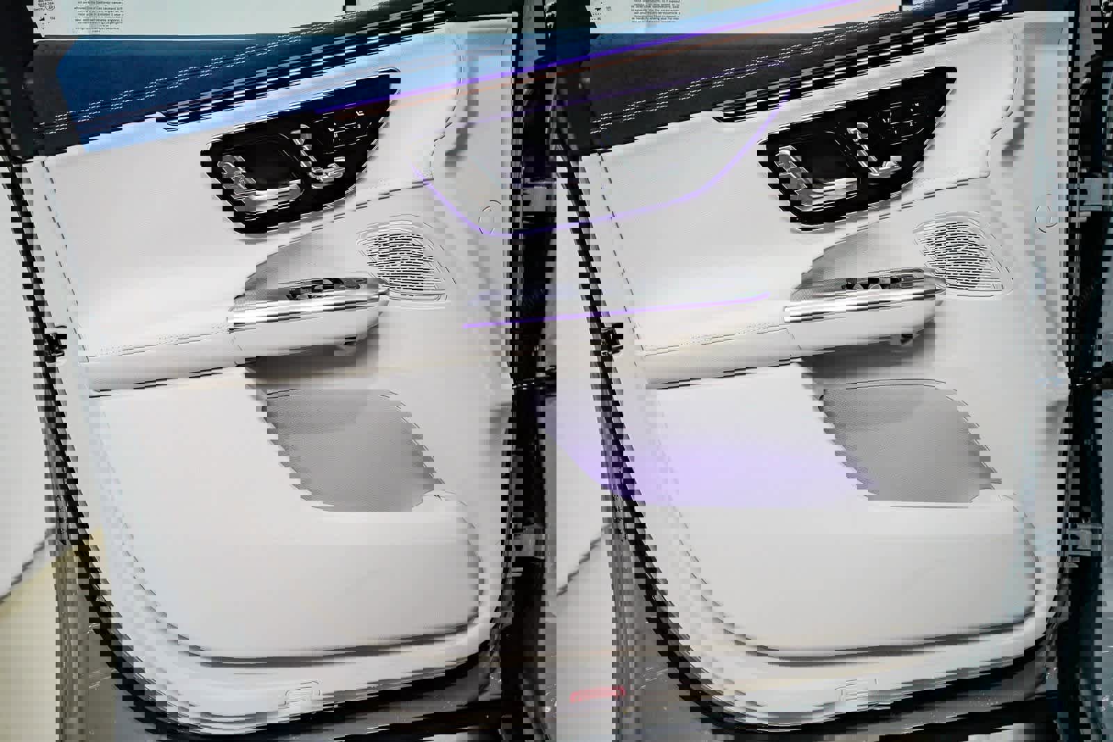 Used 2026 Mercedes-Benz EQE 320+ SUV image 19