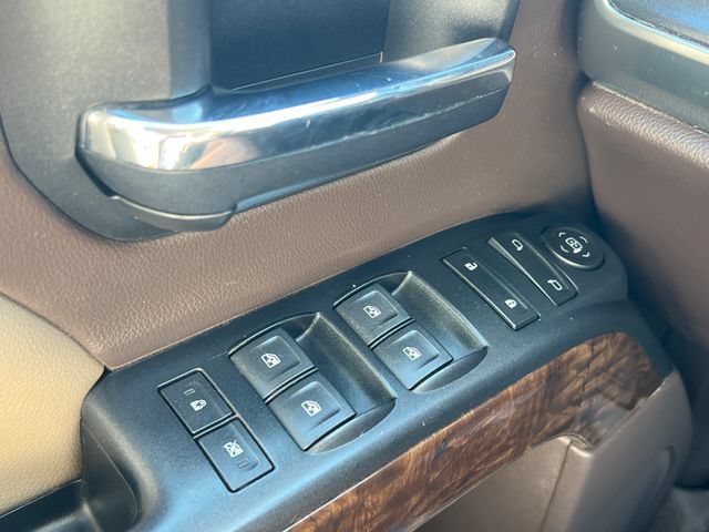 Used 2018 Chevrolet Silverado 1500 LT w/ All Star Edition AWD/4WD image 27