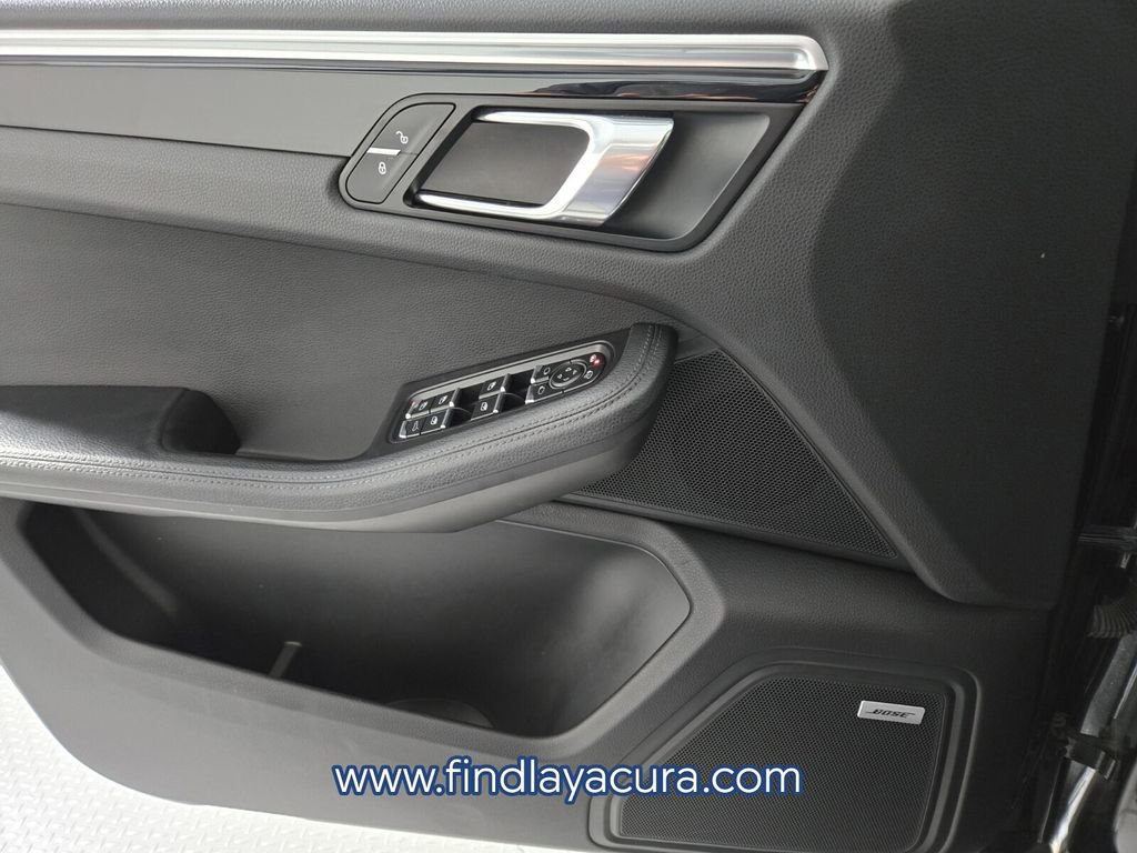 Used 2017 Porsche Macan AWD/4WD image 20