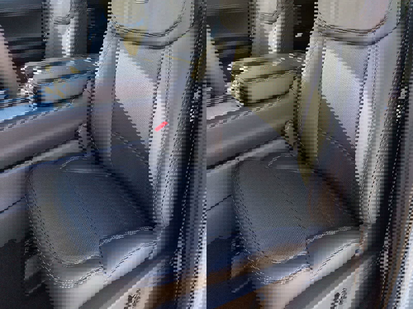 New 2025 Ford Expedition Platinum w/ Driver's Package image 17